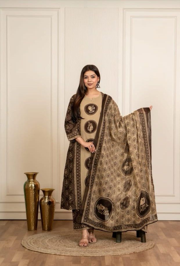 Heritage Motif Printed Kurta Pant Dupatta Set for Women