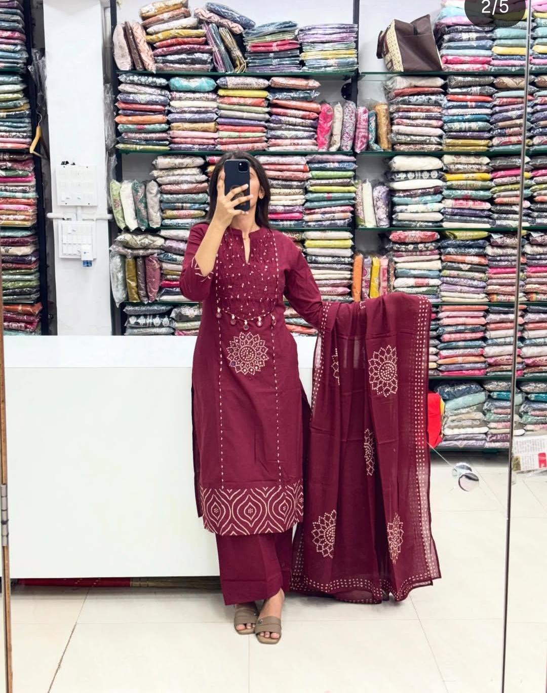 Women’s Bandhani Print Kurta Pant Dupatta Set with Mirror Tassel Detailing