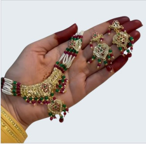 Royal Rajwadi Red & Green Beaded Choker Necklace Set with Earrings