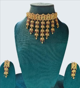 Royal Heritage Gold-Tone Choker Necklace Set with Earrings