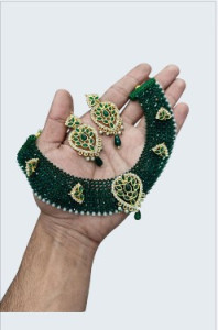 Emerald Green Beaded Temple Choker Necklace Set with Earrings