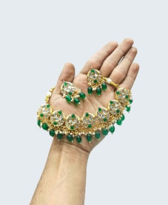 Royal Emerald Drop Gold-Plated Choker Necklace Set