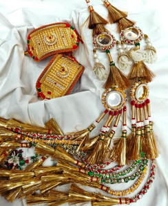 Royal Bridal Bajuband & Mirror Kalire Wedding Set