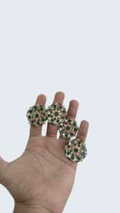 Elegant Green Emerald & Kundan Halo Statement Finger Ring
