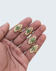 Traditional Peacock Design Stone Finger Ring