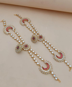 Majestic Chand-Kundan Sheeshphool with Ruby Accents and Bugadi