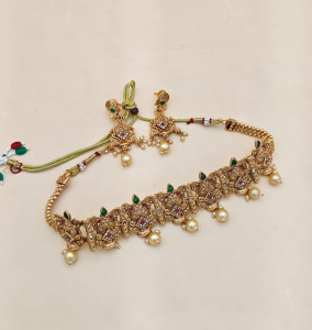 Antique Gold-Tone Temple Choker Set with Pearl Droplets