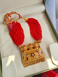 Traditional Maharashtrian Vajratik Choker with Red Seed Beads & Peacock Pendant