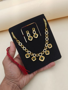 Modern Gold Tone Geometric Necklace Set with Green Stones