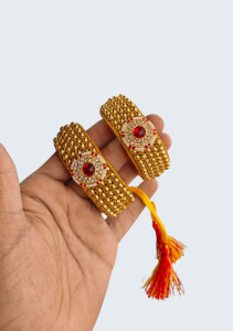 Royal Red Stone Kundan pouchi with Pearl Tassel