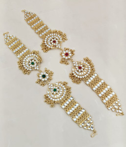 Royal Kundan Sheeshphool / Sispatti Set with Crescent Motifs